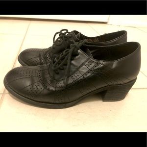 Jeffrey Campbell Anehall black leather oxfords